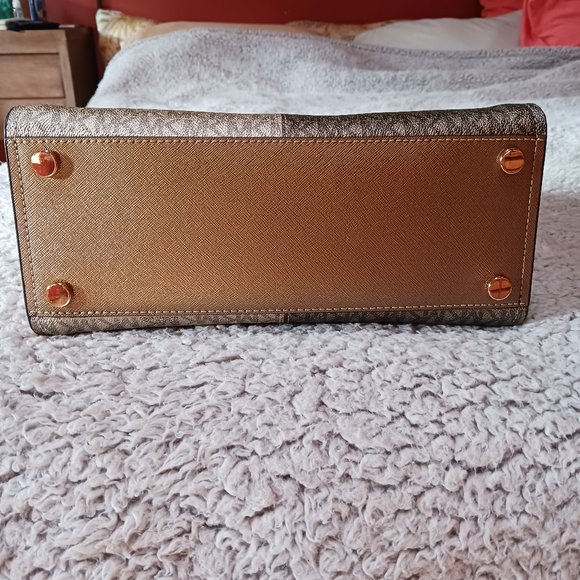 NWT Michael Kors The Marilyn Satchel Metallic Gold Satchel - Picture 5 of 8